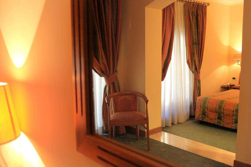 רומא Hotel Villa Delle Rose חדר תמונה